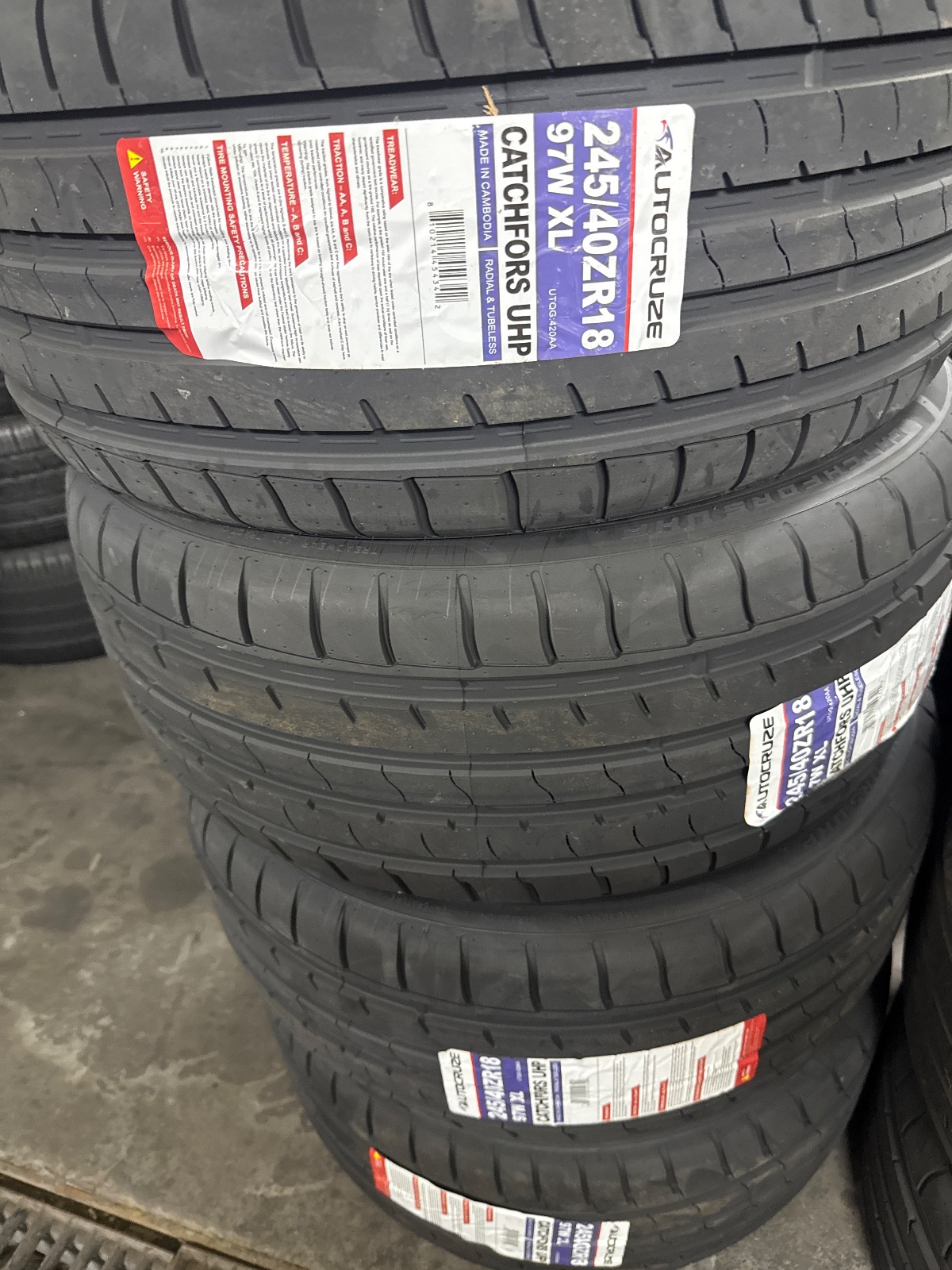 Autocruze Catchfors 245/40R18 97W