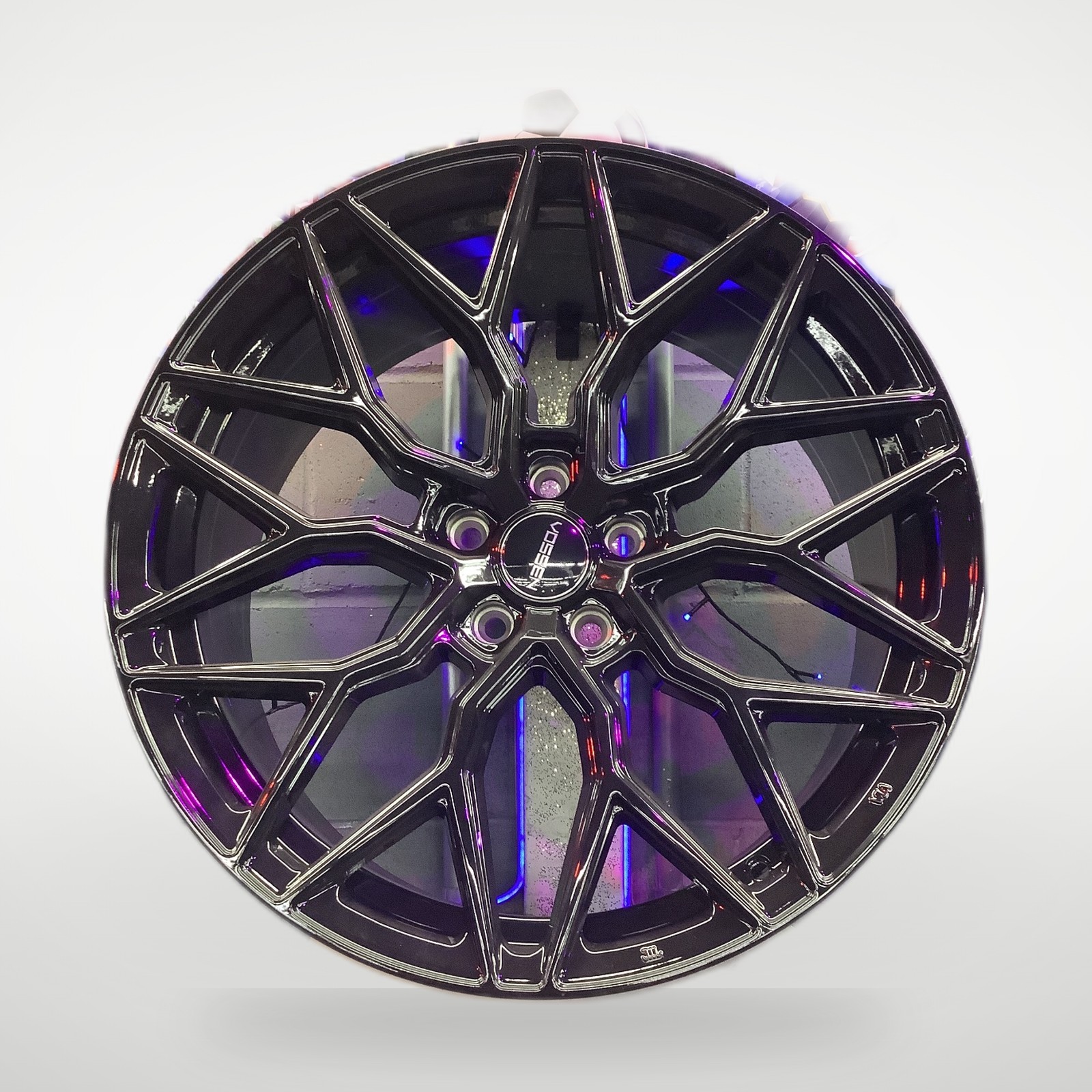 Aftermarket S009 Wheel 20"