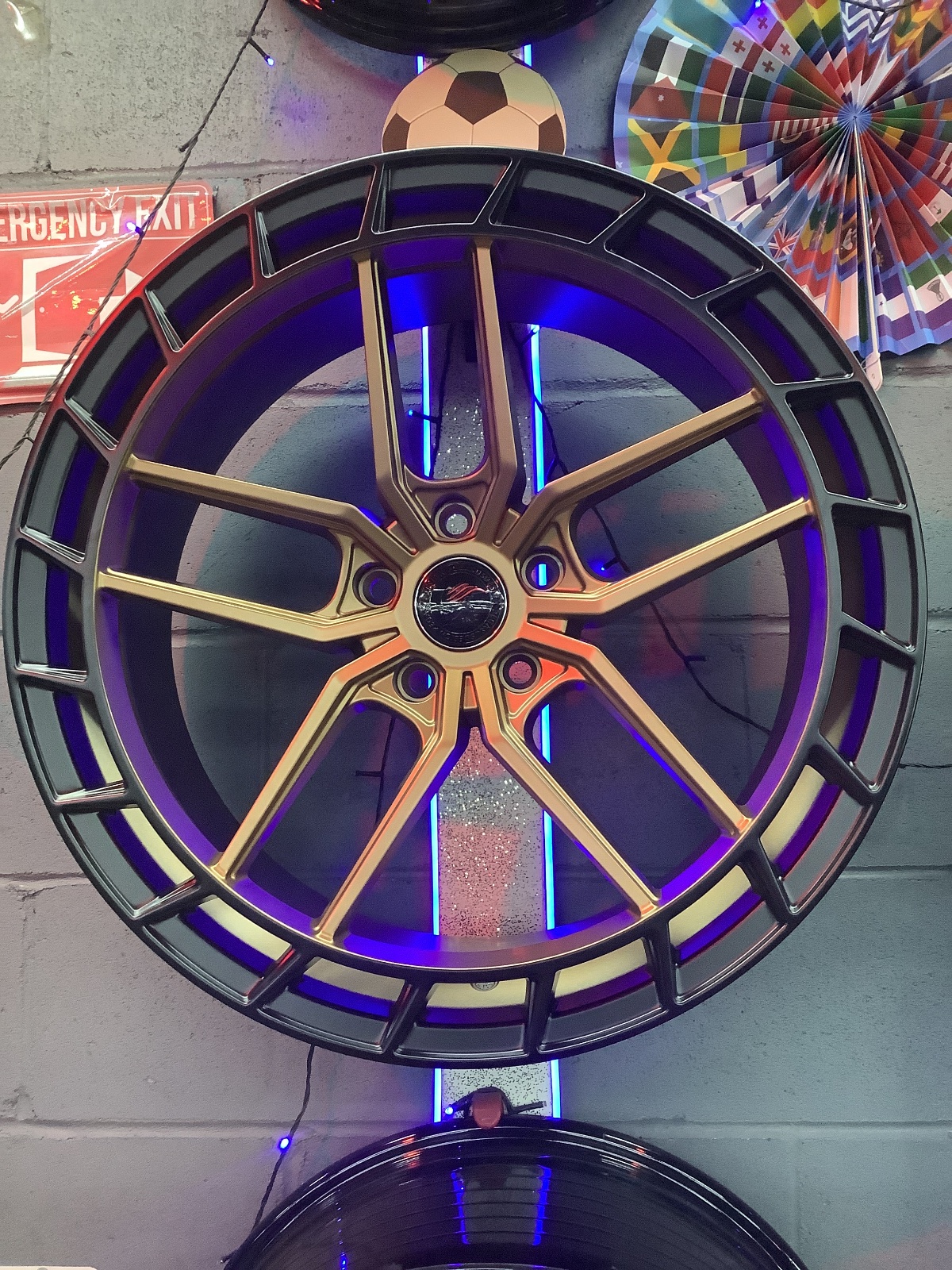 Aftermarket 611 Wheel 20"