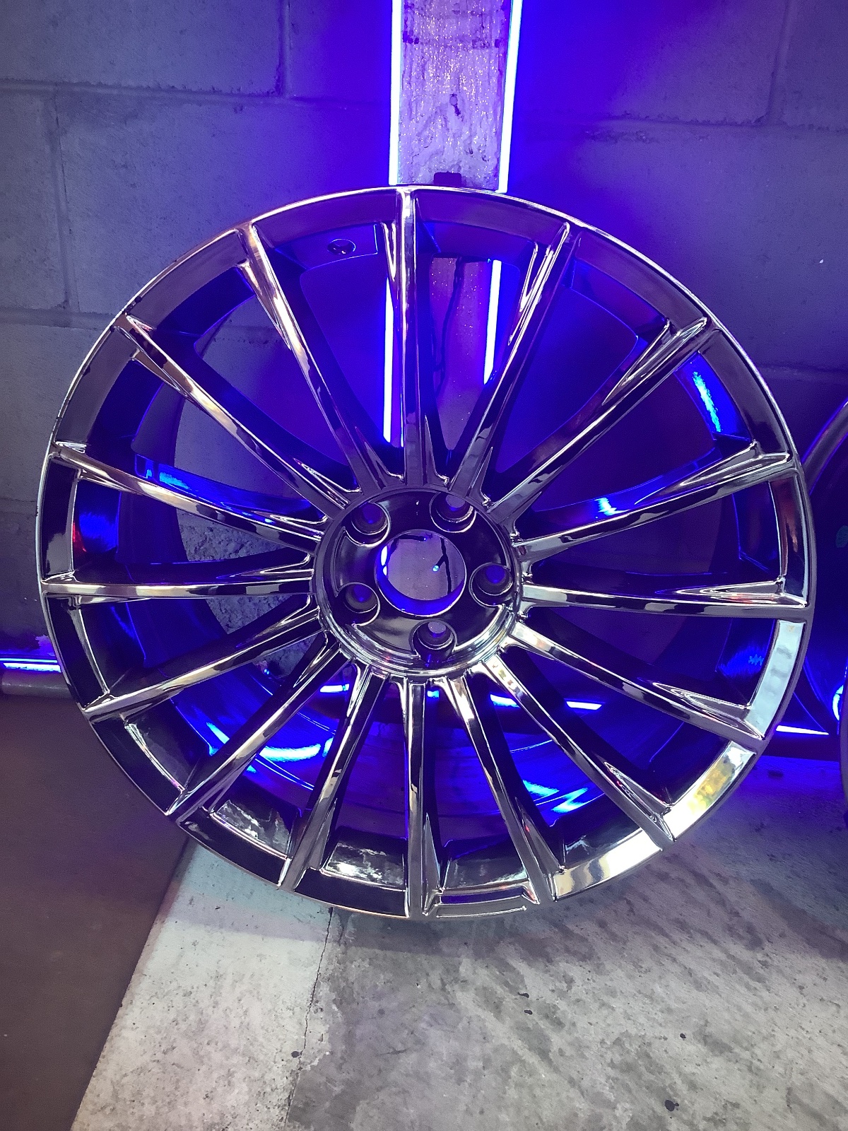 Aftermarket W849 Wheel 20"