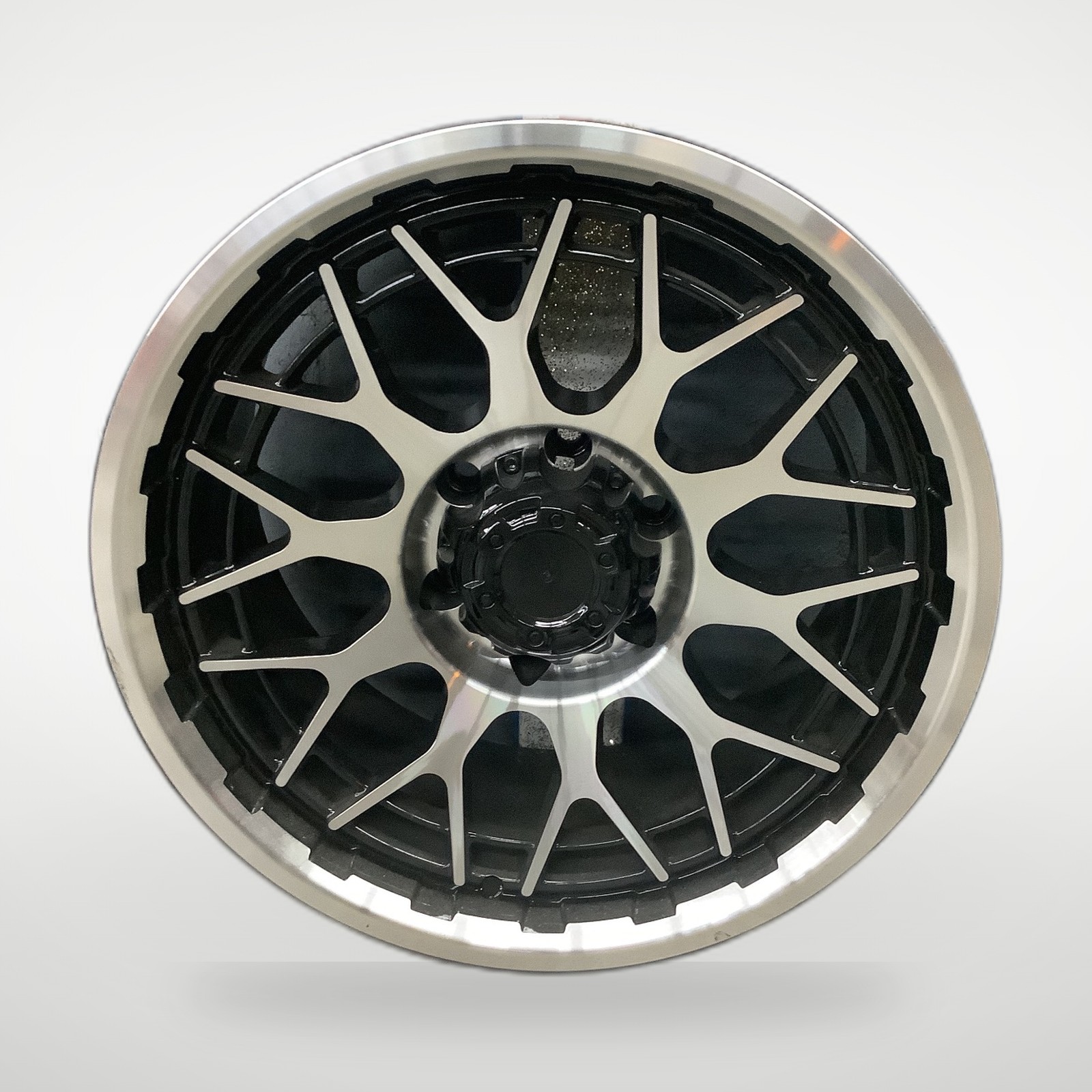 Aftermarket FBX181-8 Wheel 18"