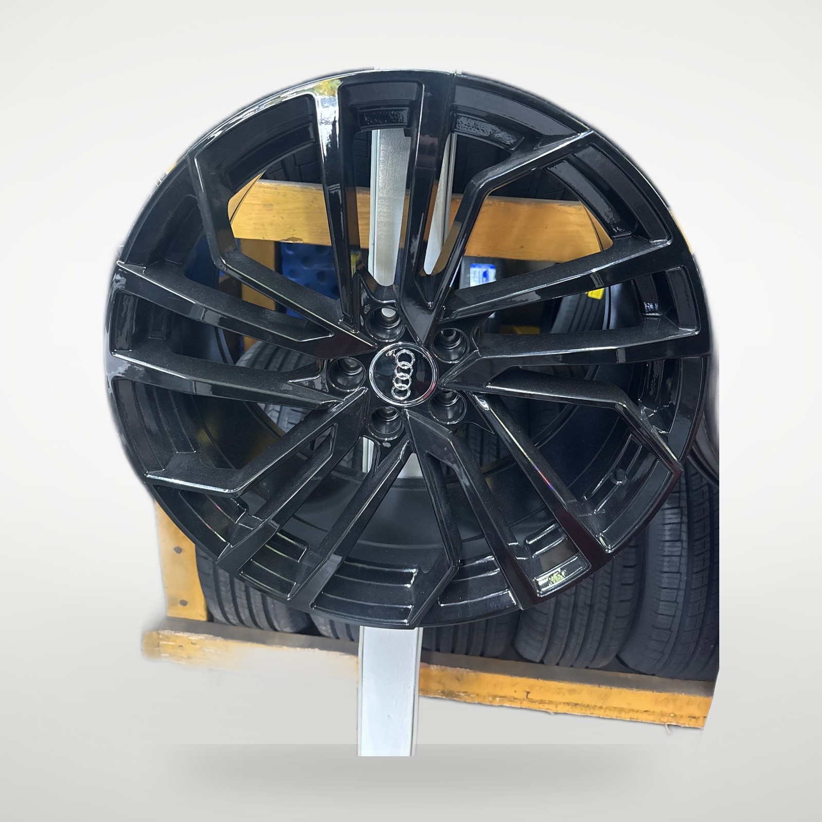 Aftermarket W650 Wheel 20"
