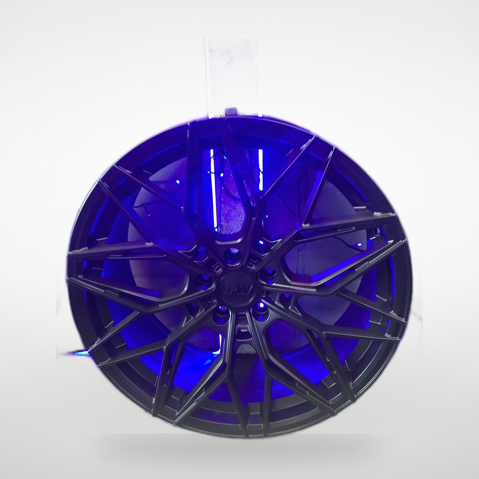 Aftermarket W019 Wheel 19"