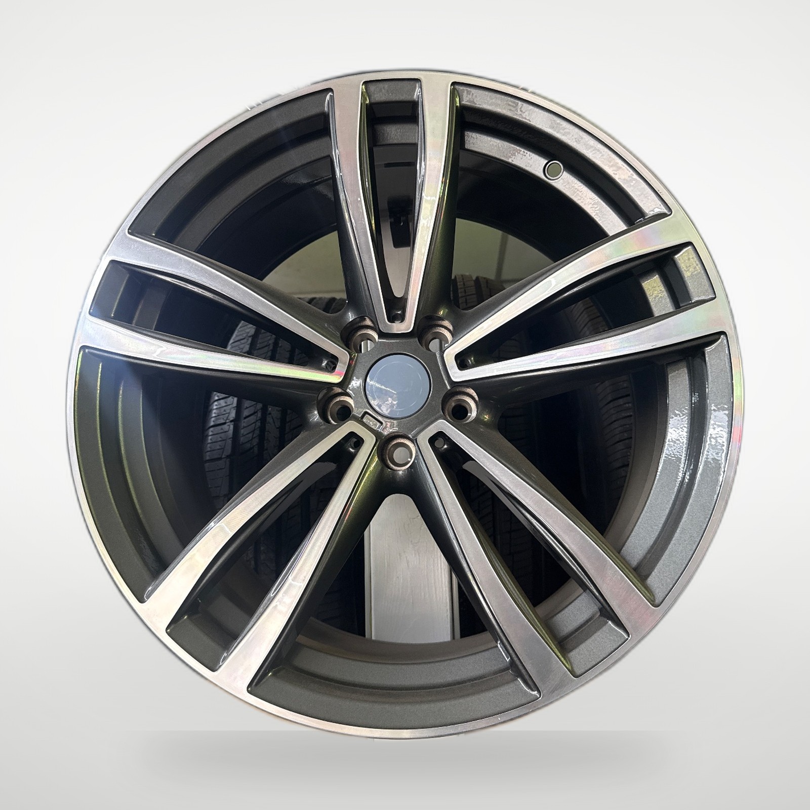 Aftermarket H3300f Wheel 19"