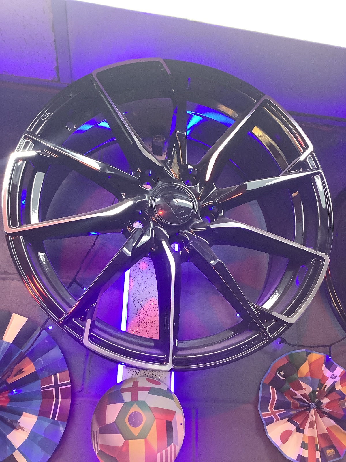 Aftermarket W066 Wheel 17"