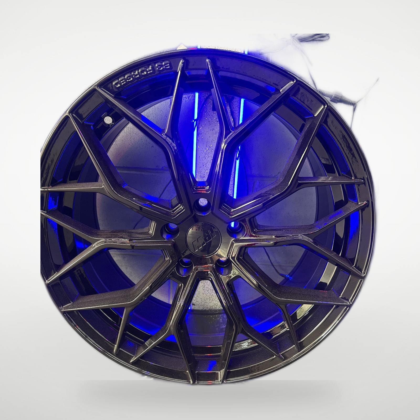 Aftermarket staggered W1201 Wheel 19"