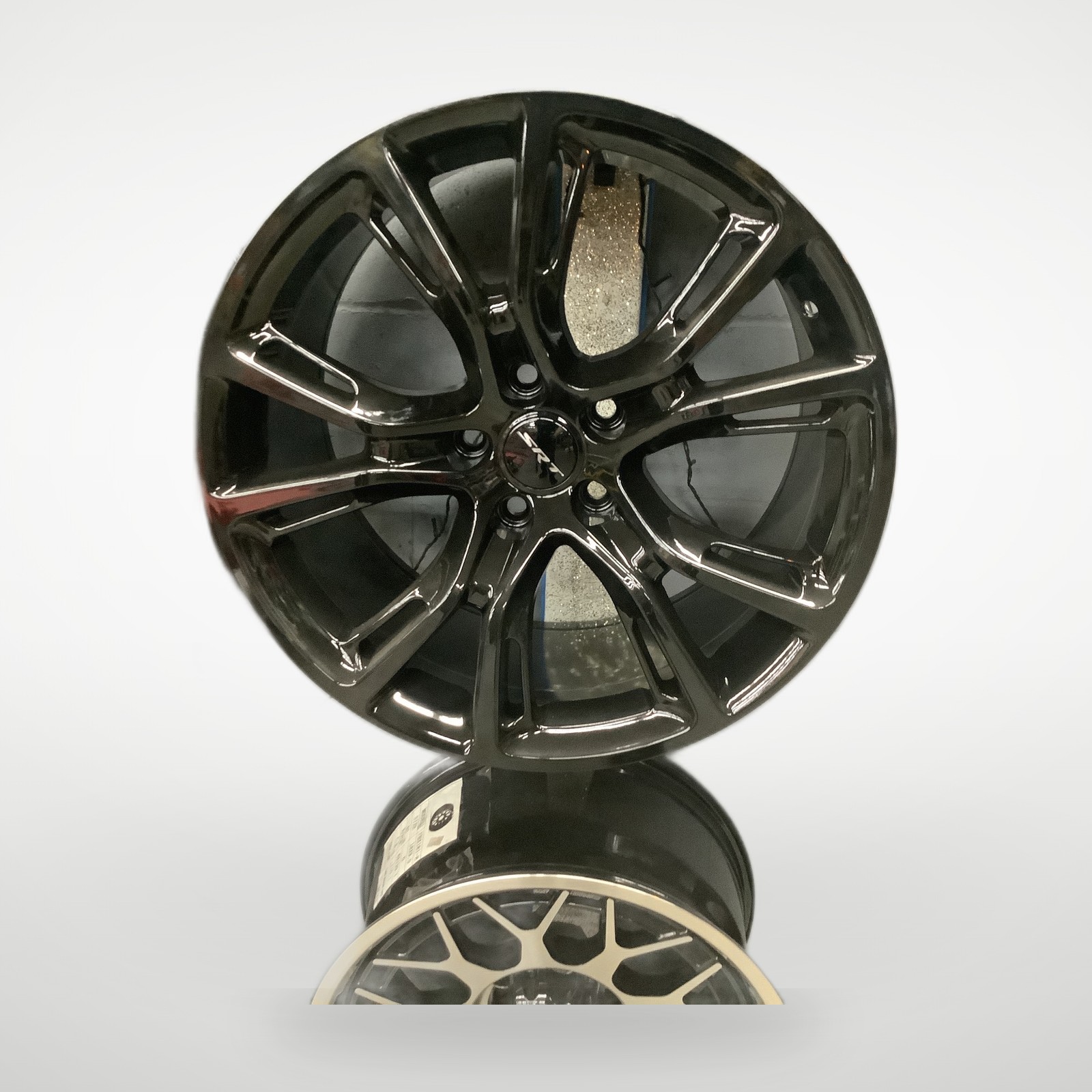 Aftermarket W568 Wheel 20"