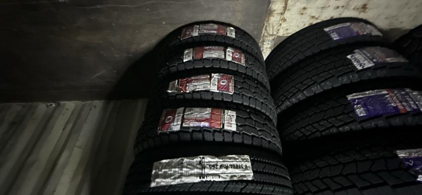 Atlas 215/85R16 · New